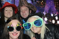 snap a star photobooths and wedding cars 1074437 Image 2